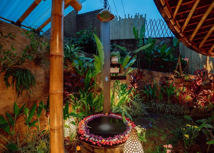Cr Tris Casa De Bambu - Bamboo House Bali *