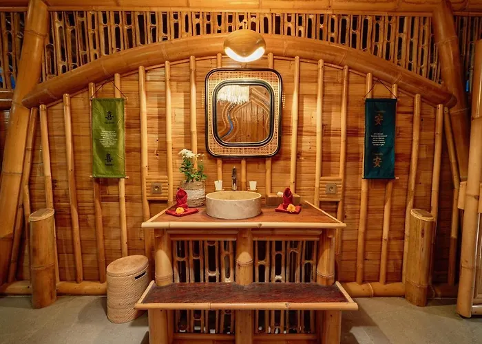 Villa Cr Tris Casa De Bambu - Bamboo House Bali Selat