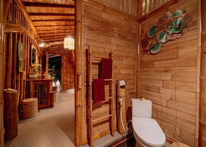 Villa Cr Tris Casa De Bambu - Bamboo House Bali Selat