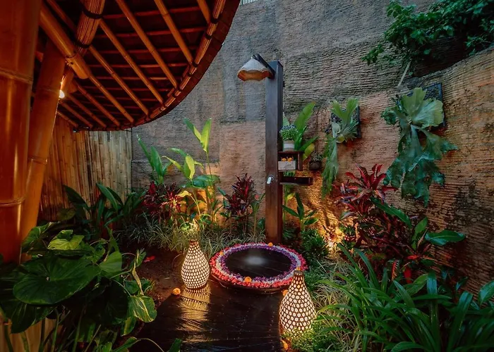 Cr Tris Casa De Bambu - Bamboo House Bali *