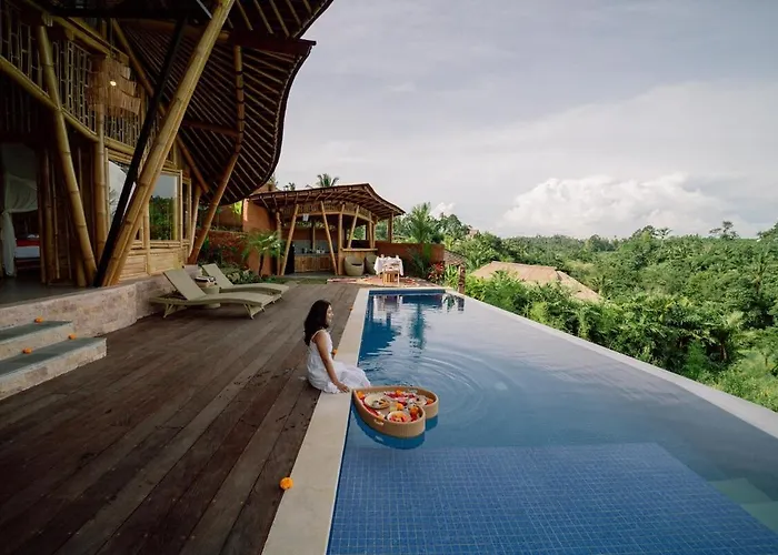 Villa Cr Tris Casa De Bambu - Bamboo House Bali Selat