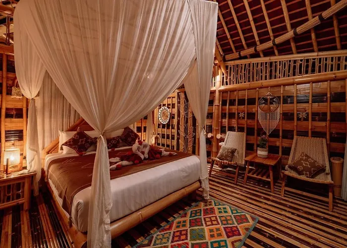 Cr Tris Casa De Bambu - Bamboo House Bali Villa