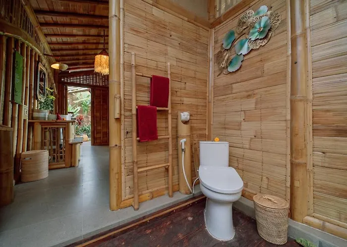 Cr Tris Casa De Bambu - Bamboo House Bali Villa Selat